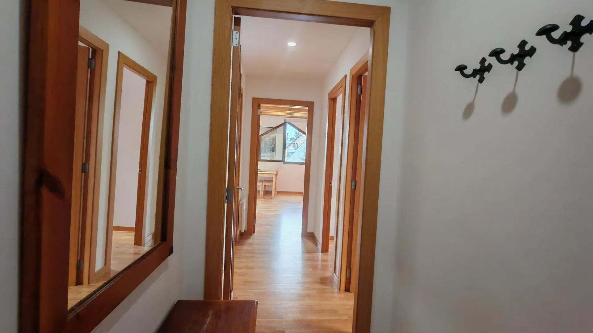 Apartamento Abuhardillado Y Espacioso Auet 3 プラ・デ・ラ・エルミータ アパート