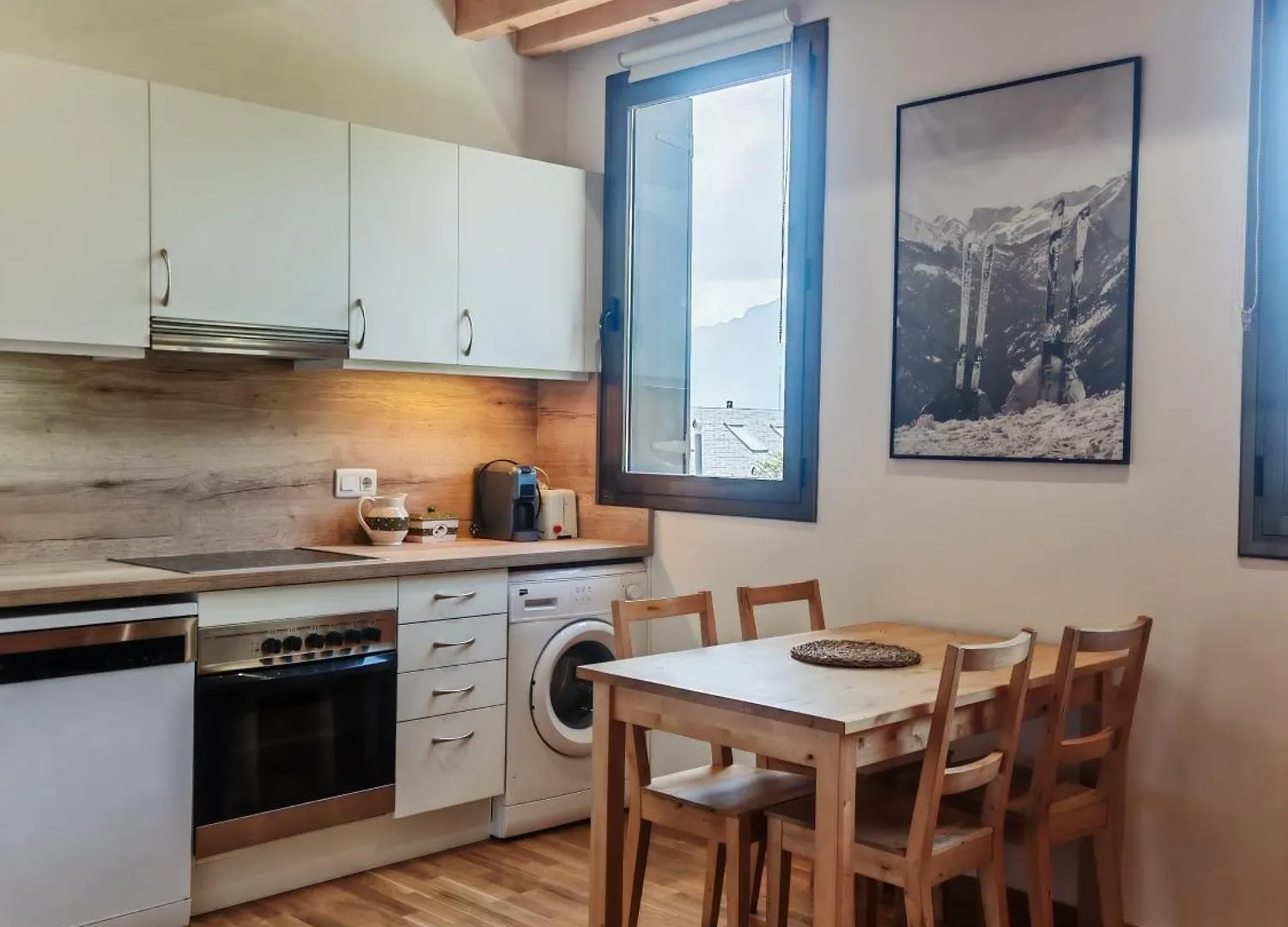 アパート Apartamento Abuhardillado Y Espacioso Auet 3 プラ・デ・ラ・エルミータ